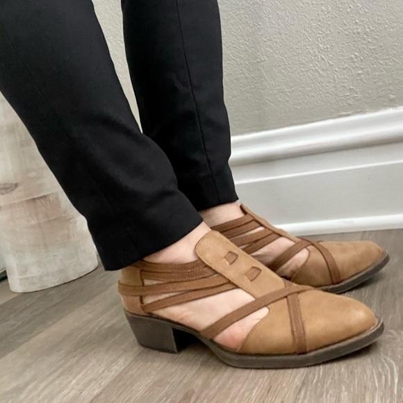 Coconuts by Matisse Shoes Coconut By Matisse Boots 8 Poshmark